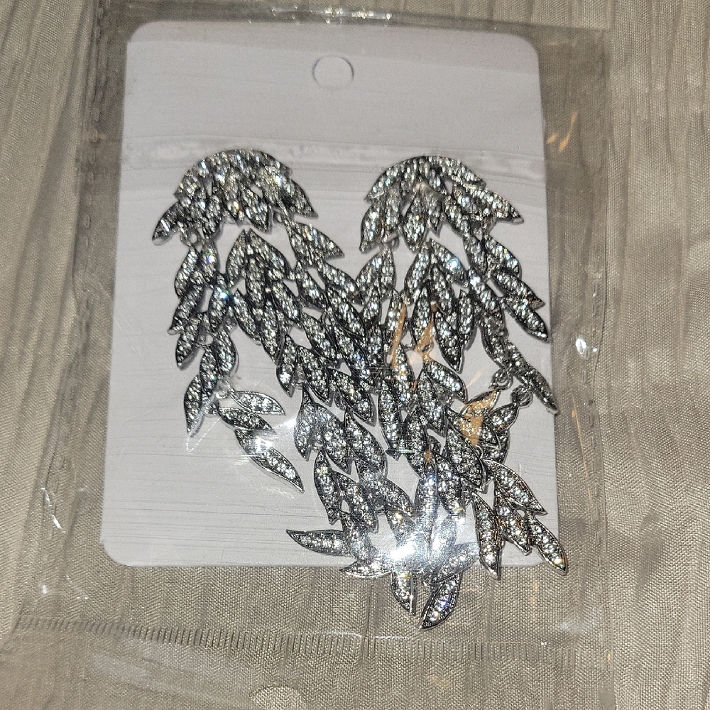 SHEIN Silver Leaf Drop Earrings